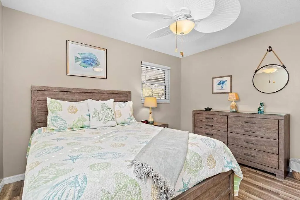Perfect For Family Gatherings With A Heated Pool! - Clearwater'S Clear Choice-1